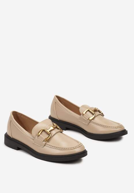 Beżowe Mokasyny na Płaskiej Podeszwie Ozdobione Klamrą Relabra