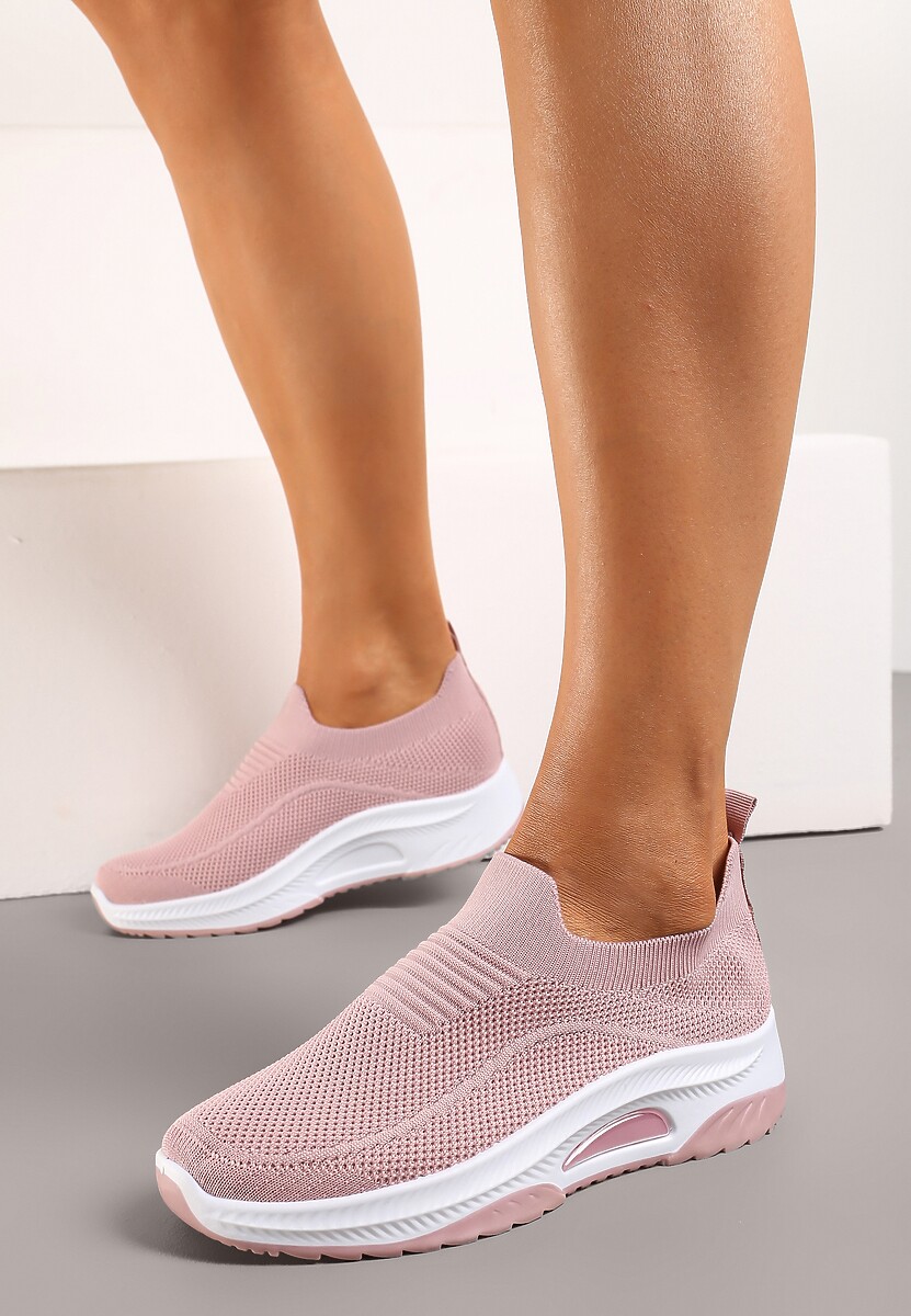 Różowe Casualowe Buty Sportowe na Grubszej Podeszwie Ozdobione Perforacją Fiovena