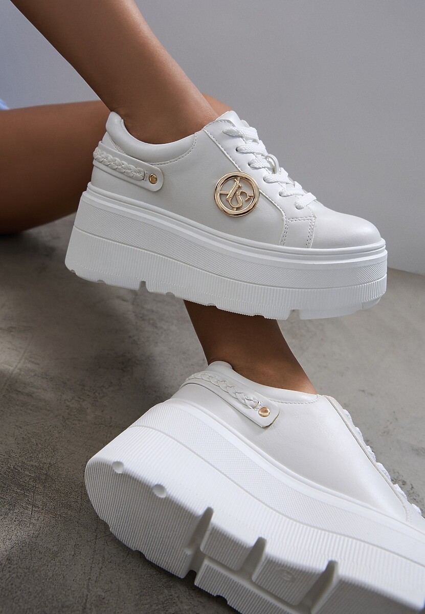 Czarne Sneakersy Vices na Platformie Ozdobione Metaliczną Aplikacją Tatellia