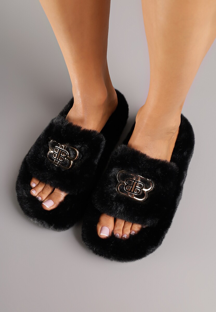 Czarne Kapcie na Platformie z Futerkiem i Metaliczną Aplikacją Nalanea