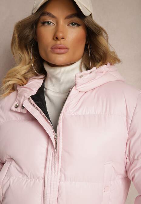 Różowa Pikowana Kurtka z Nieodpinanym Kapturem o Krótkim Kroju Tinneira