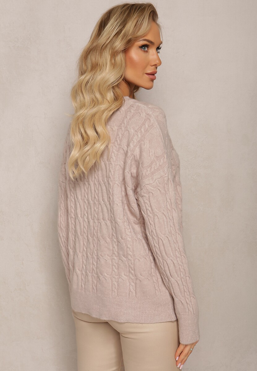 Beżowy Sweter z Okrągłym Dekoltem i Splotem w Warkocze Dawnitta