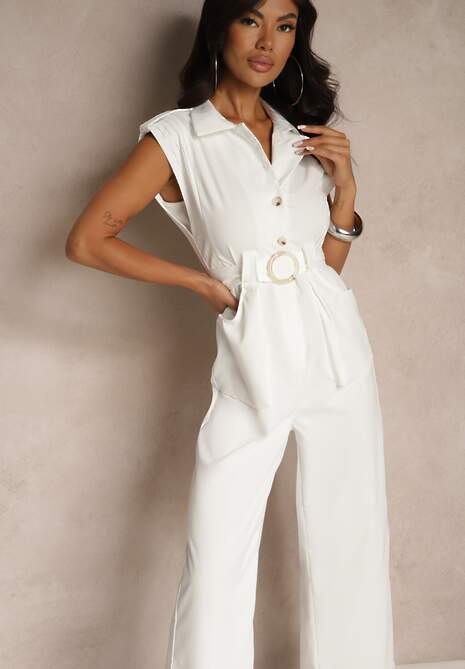 Biały Kombinezon Taliowany Ozdobiony Cyrkoniami i Guzikami Lumevarae