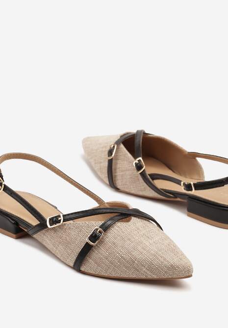 Ciemnobeżowe Sandały z Noskiem w Szpic Zdobione Paskami z Klamrami Koririda