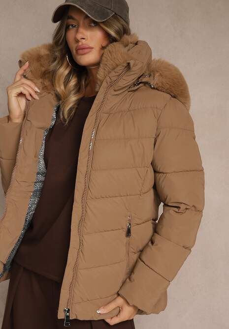 Brązowa Pikowana Kurtka o Taliowanym Kroju z Kapturem z Futerkiem Olidessa