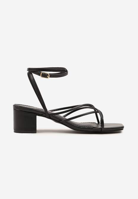 Czarne Sandały Japonki na Słupkowym Obcasie z Ozdobnymi Paskami Maranira