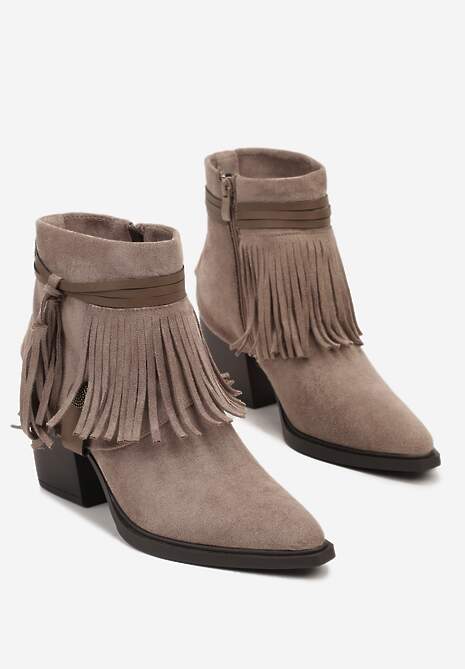 Beżowe Botki Kowbojki na Stożku Ozdobione Frędzlami Umvila
