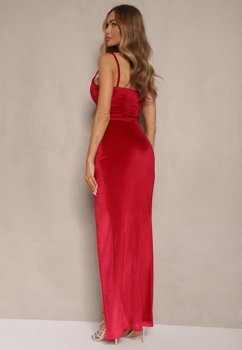 Czerwona Welurowa Sukienka Dopasowana z Kopertowym Dekoltem na Ramiączkach Renellin