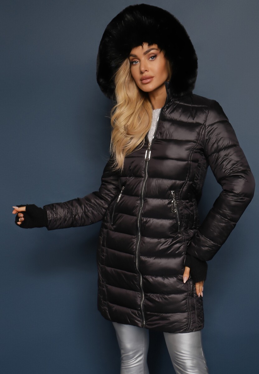 Czarna Kurtka Długa Pikowana z Kapturem Yine