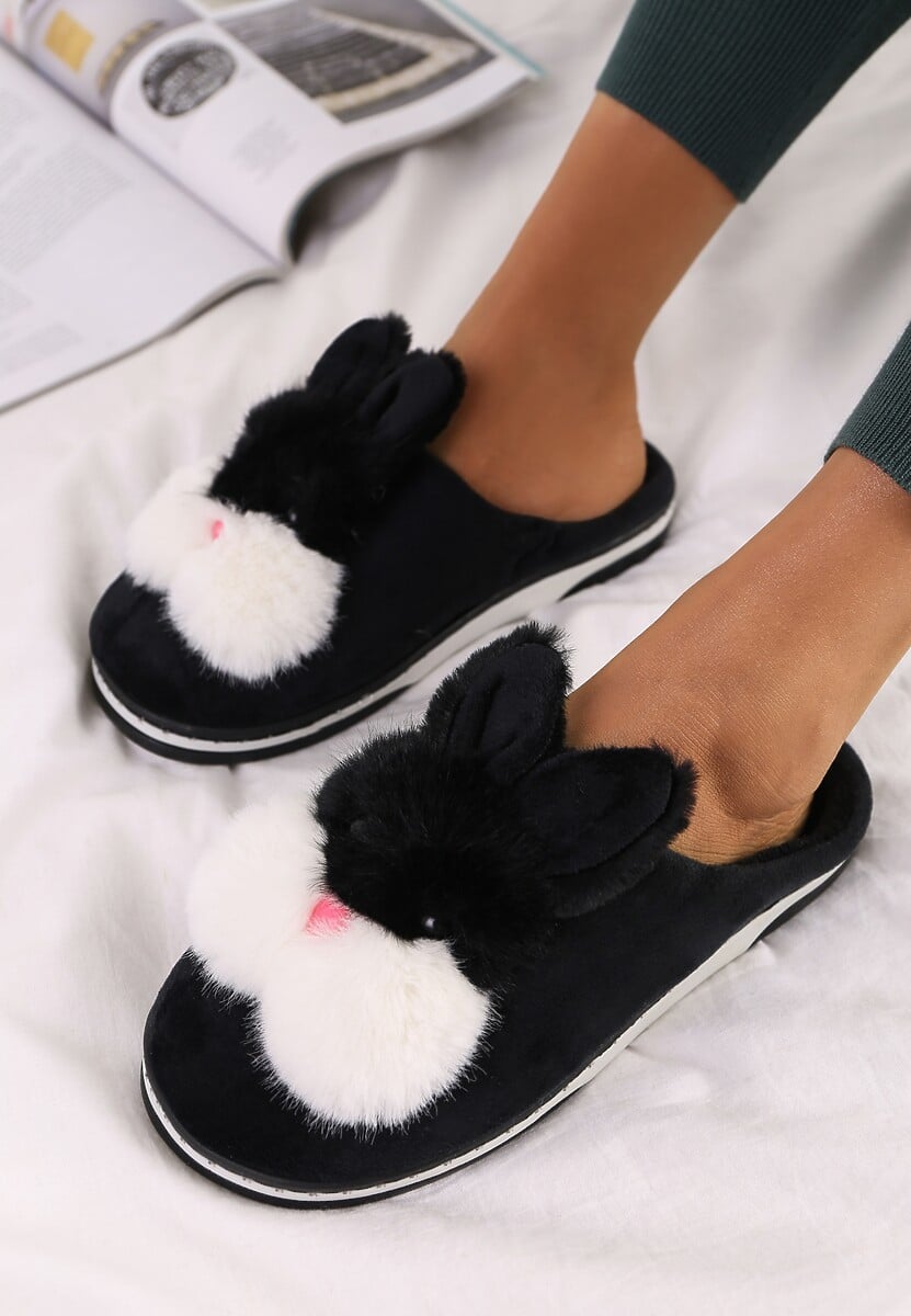 Czarne Kapcie Chloraleia