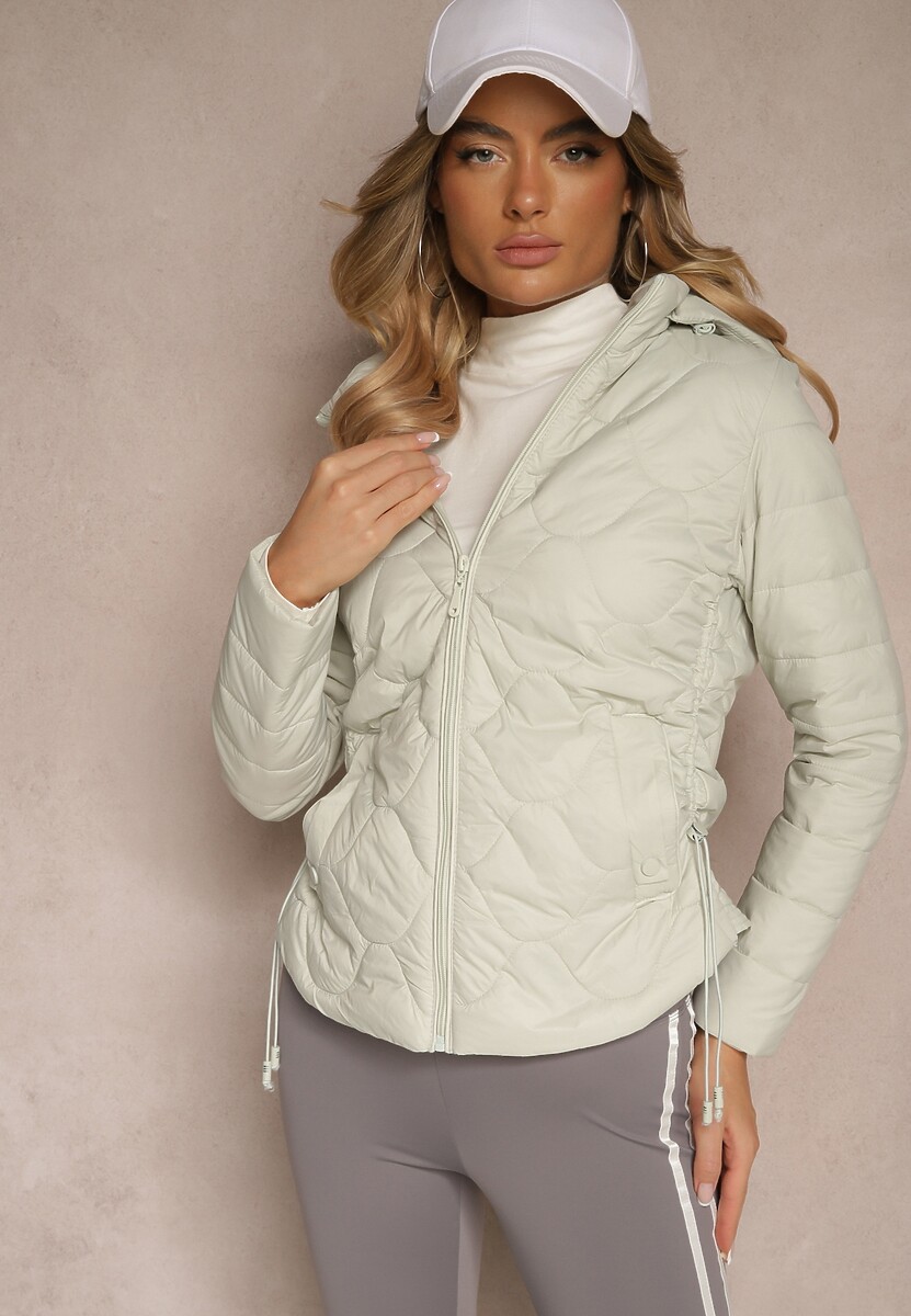 Jasnozielona Kurtka z Zaznaczoną Talią i Kapturem w Ozdobne Pikowanie Afla