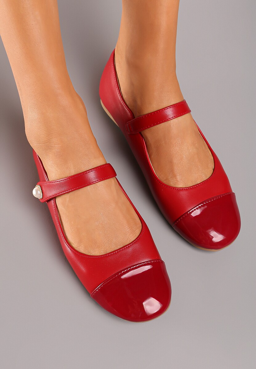 Bordowe Balerinki na Płaskiej Podeszwie z Lakierowanym Noskiem i Ozdobnym Paskiem na Rzep Saivea