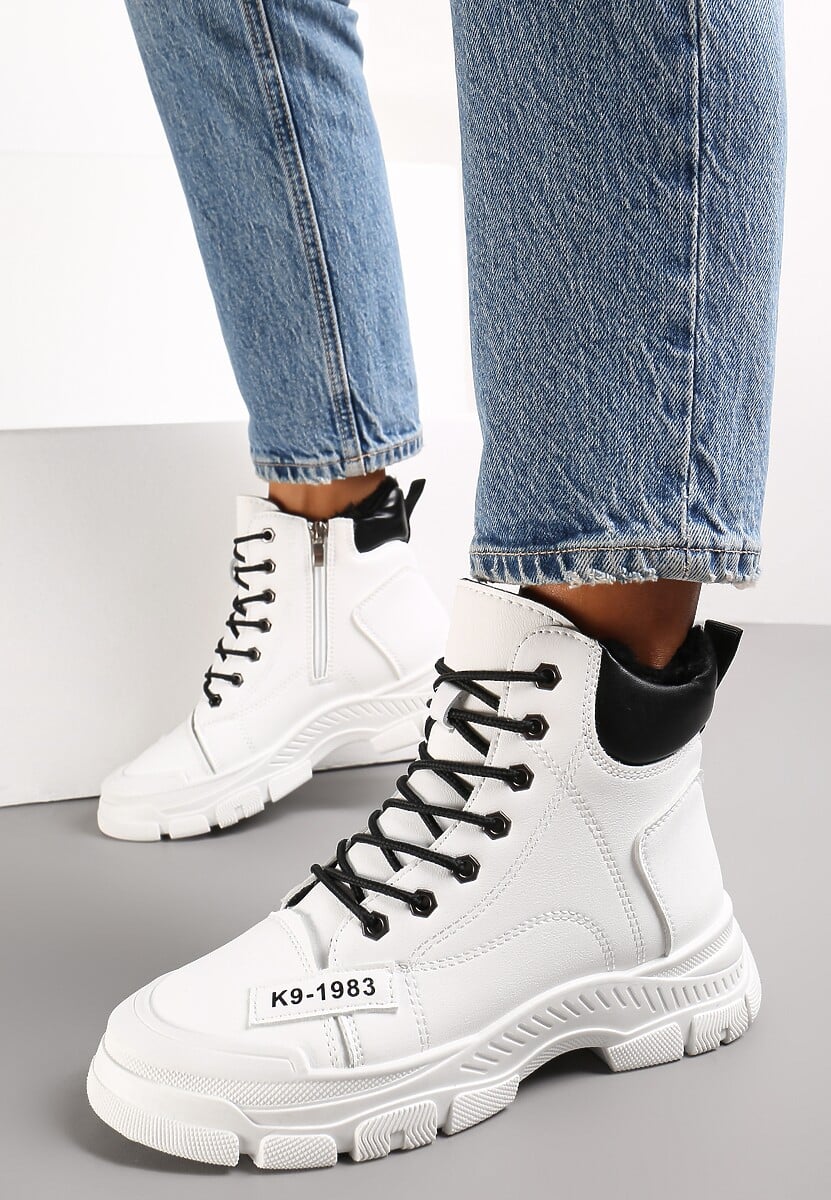 Czarne Wiązane Traperki na Grubej Podeszwie Mibraces