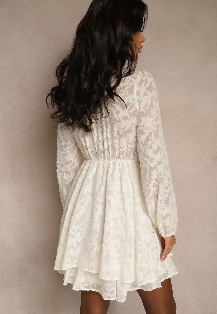 Jasnobeżowa Kopertowa Sukienka Rozkloszowana Mini z Tkaniny Plumeti Haetna