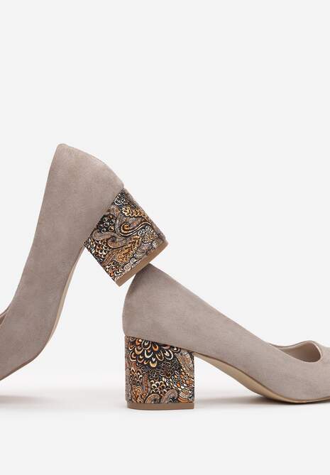 Ciemnobeżowe Czółenka Brille