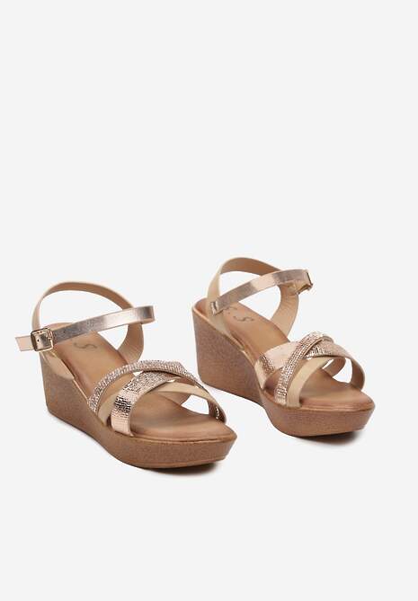 Szampańskie Sandały Boho na Koturnie Ozdobione Cyrkoniami Hettiana