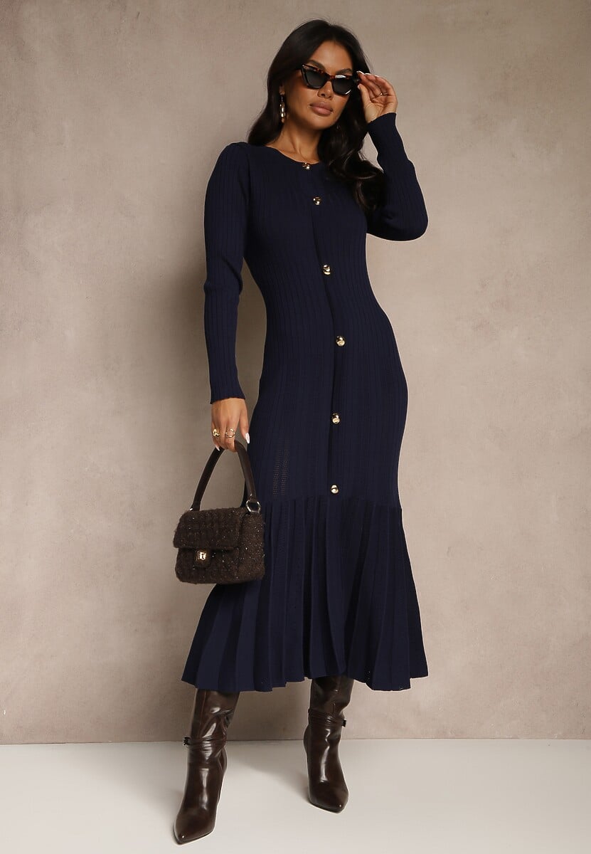Granatowa Sweterkowa Sukienka z Wiskozą z Rozkloszowanym Dołem i Guzikami Fertilea