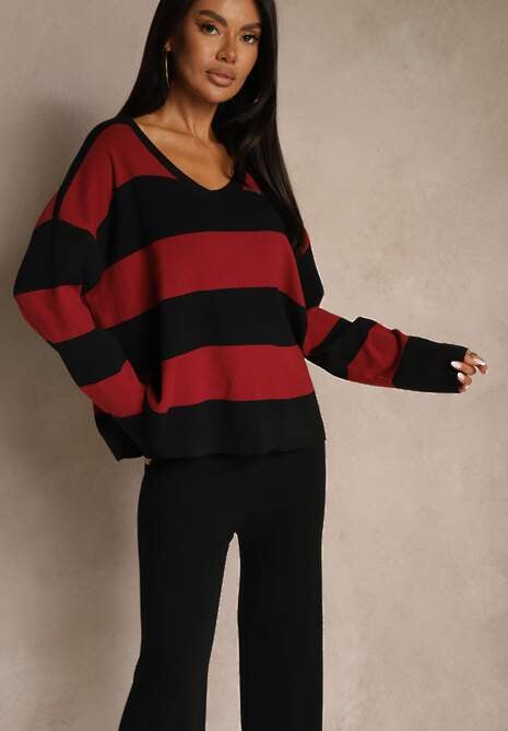 Bordowy Komplet z Dzianiny Spodnie Wide Leg i Sweter w Szerokie Pasy Falorella