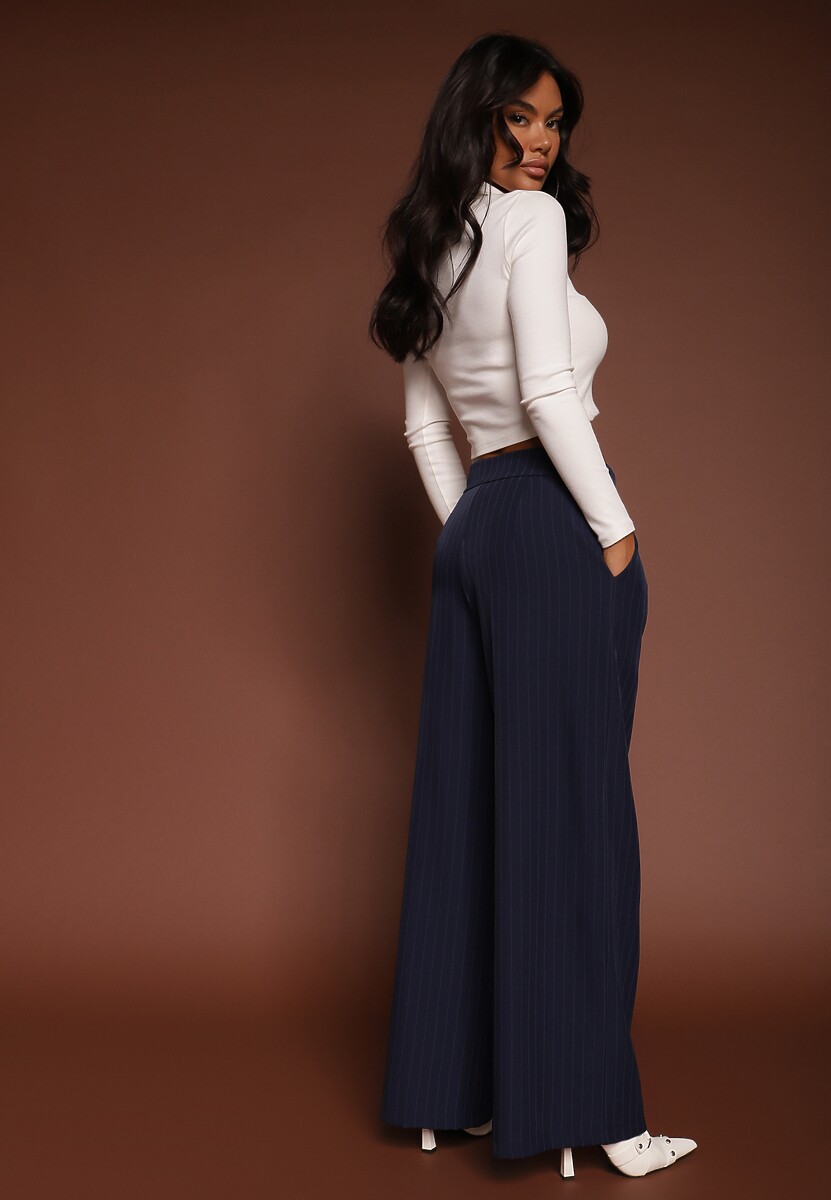 Granatowe Szerokie Spodnie Garniturowe z Wiskozą Ozdobione Paskiem Ellilara