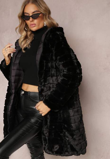 Czarna Dwustronna Kurtka z Pikowaniem i Futerkiem Annane