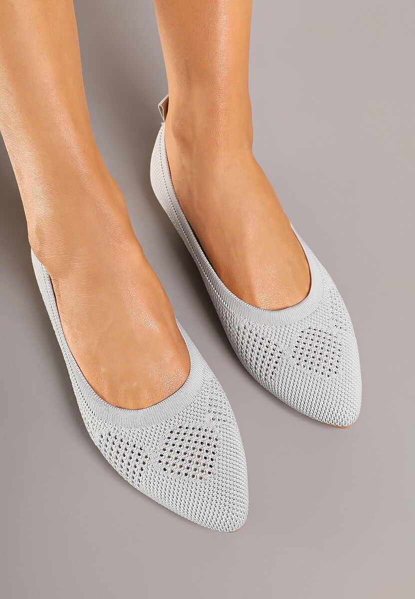 Srebrne Balerinki z Noskiem Typu Migdałek Zdobione Perforacją Natiela