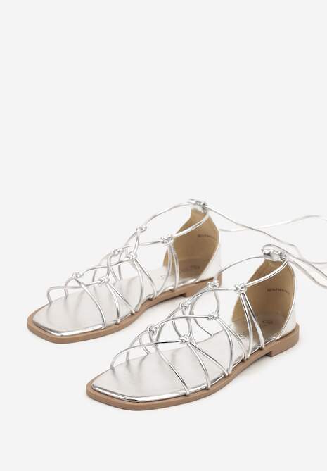 Srebrne Sandały Rzymianki Ozdobione Rzemykiem Nilumea