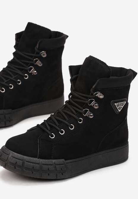 Czarne Traperki Ocypalle