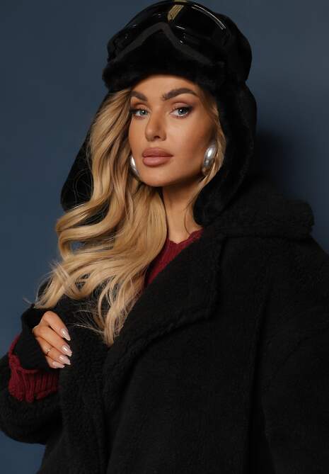 Czarny Futrzany Płaszcz Teddy Zapinany na Guziki Bathalasa