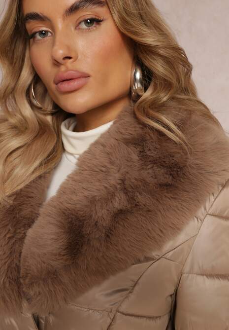 Beżowa Pikowana Kurtka z Wiązanym Paskiem i Kołnierzem z Futerka Avrissa