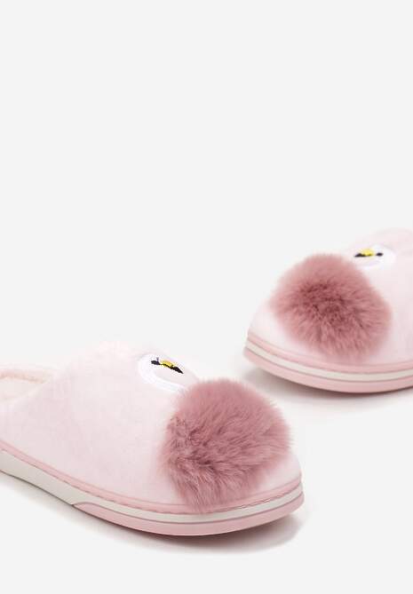 Jasnoróżowe Kapcie na Płaskiej Podeszwie z Pomponem i Haftem Xamela