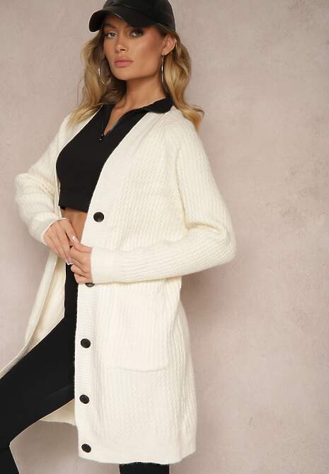 Jasnobeżowy Kardigan o Klasycznym Kroju z Kieszeniami Zdobiony Tłoczonym Splotem Venarose