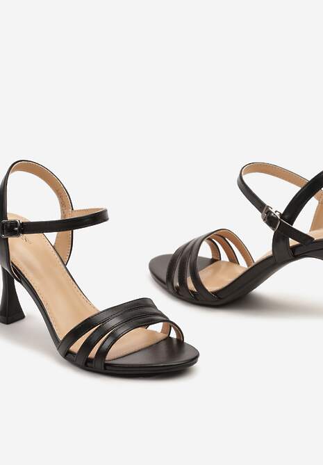 Czarne Sandały z Ekoskóry na Szpilce Zapinane na Sprzączkę Ploemis