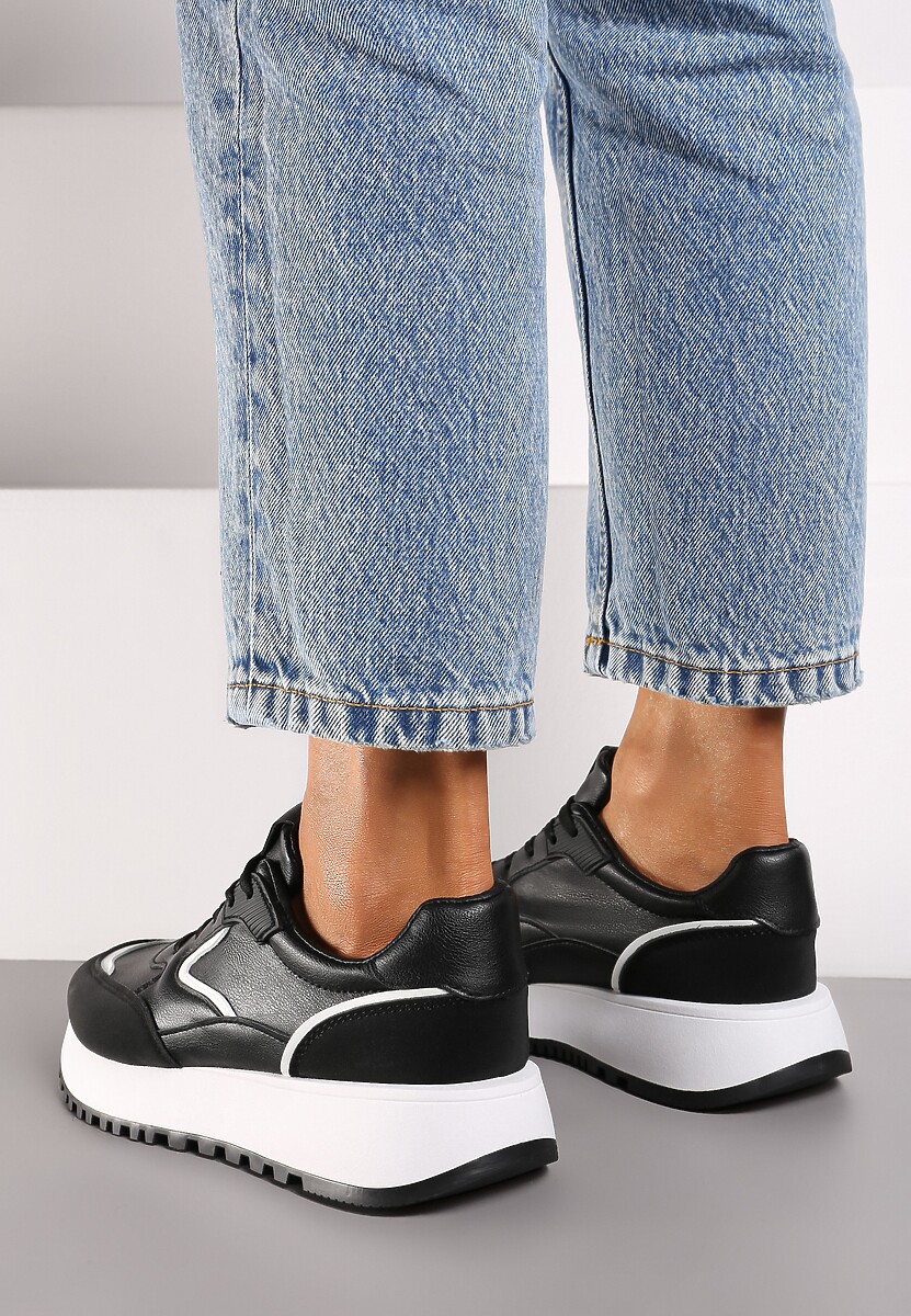 Czarne Sneakersy na Płaskiej Podeszwie z Geometrycznym Motywem Erithnia