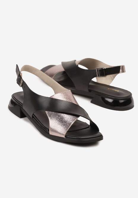Czarne Metaliczne Sandały Vices z Krzyżującymi się Paskami Tilorena