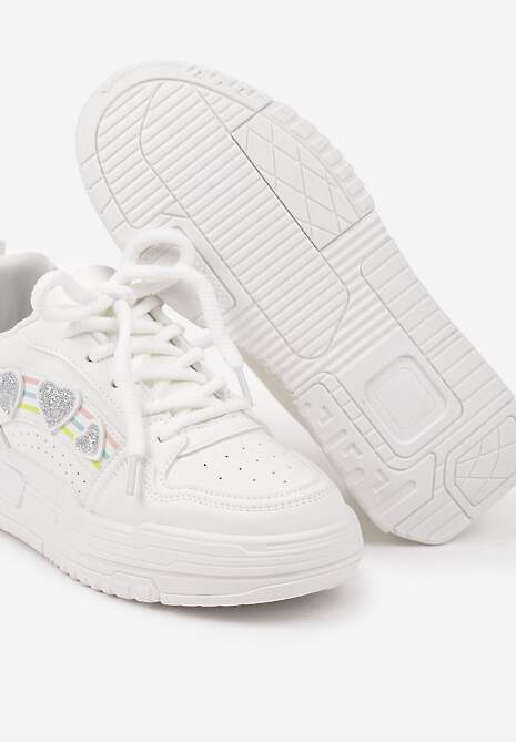 Białe Sneakersy z Błyszczącymi Serduszkami Iriene