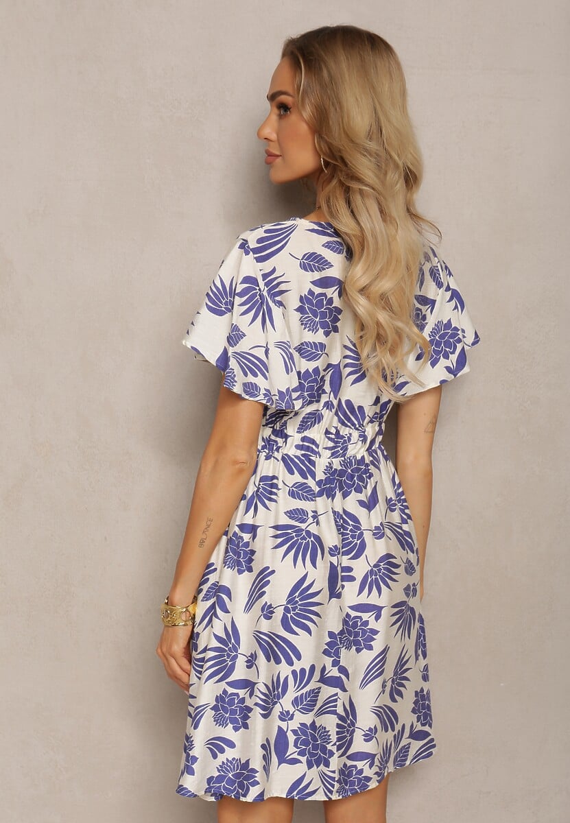 Biało-Granatowa Sukienka z Motywem Roślinnym z Gumką w Talii i Dekoltem w Serek Wiacara