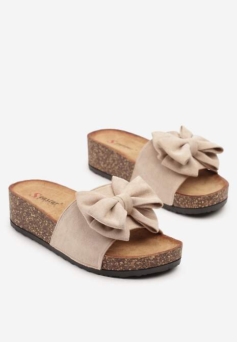 Ciemnobeżowe Klapki na Koturnie z Korka Ozdobione Kokardą Rinaia