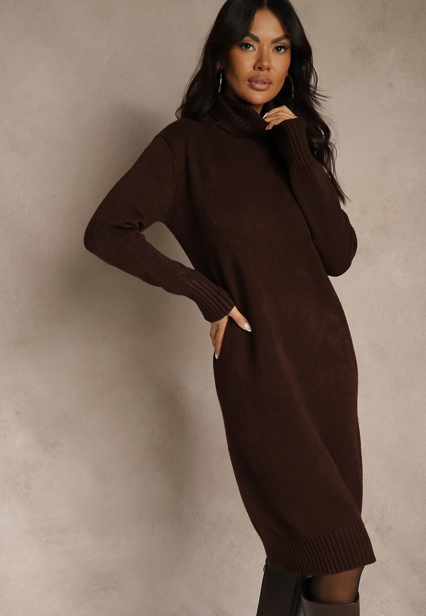 Brązowa Sweterkowa Sukienka z Bawełną i Golfem Reinaria