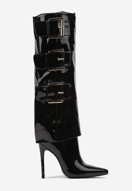 Czarne Kozaki Bikery Lakierowane na Szpilce Ozdobione Klamrami i Wywiniętą Cholewką Cretira