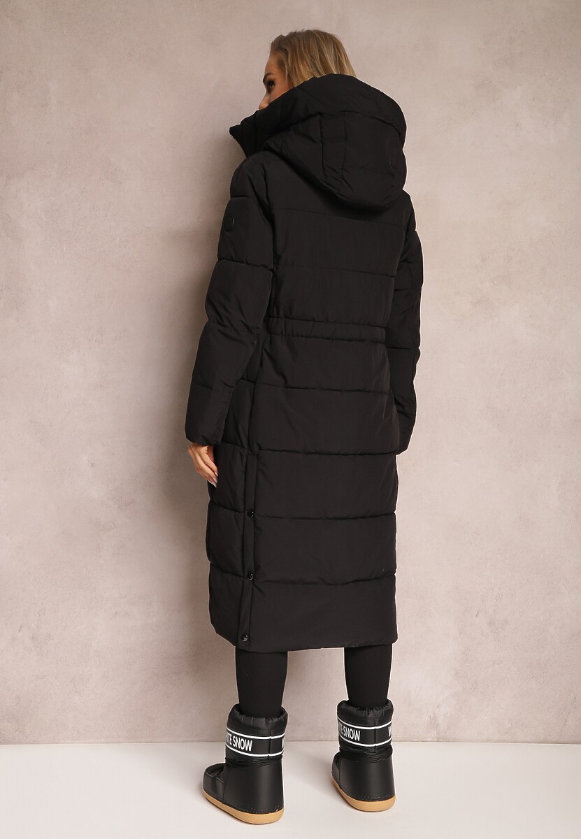 Czarna Długa Kurtka Pikowana Płaszcz Mocno Ocieplona z Nieodpinanym Kapturem Naliope