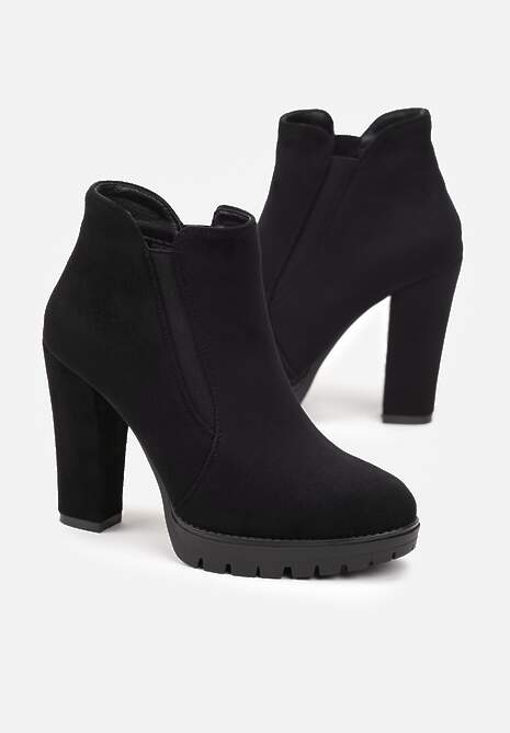 Czarne Botki na Niskiej Platformie i Słupku Firmina