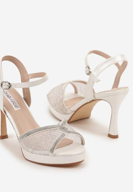 Białe Sandały na Szpilce Ozdobione Motywem Cyrkonii i Koronki Fodinna
