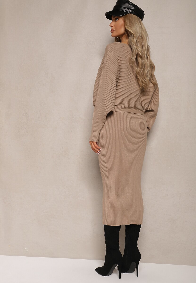 Ciemnobeżowy Komplet z Wiskozą w Prążki Spódnica z Gumką w Pasie i Góra o Kroju Nietoperza Korttisa