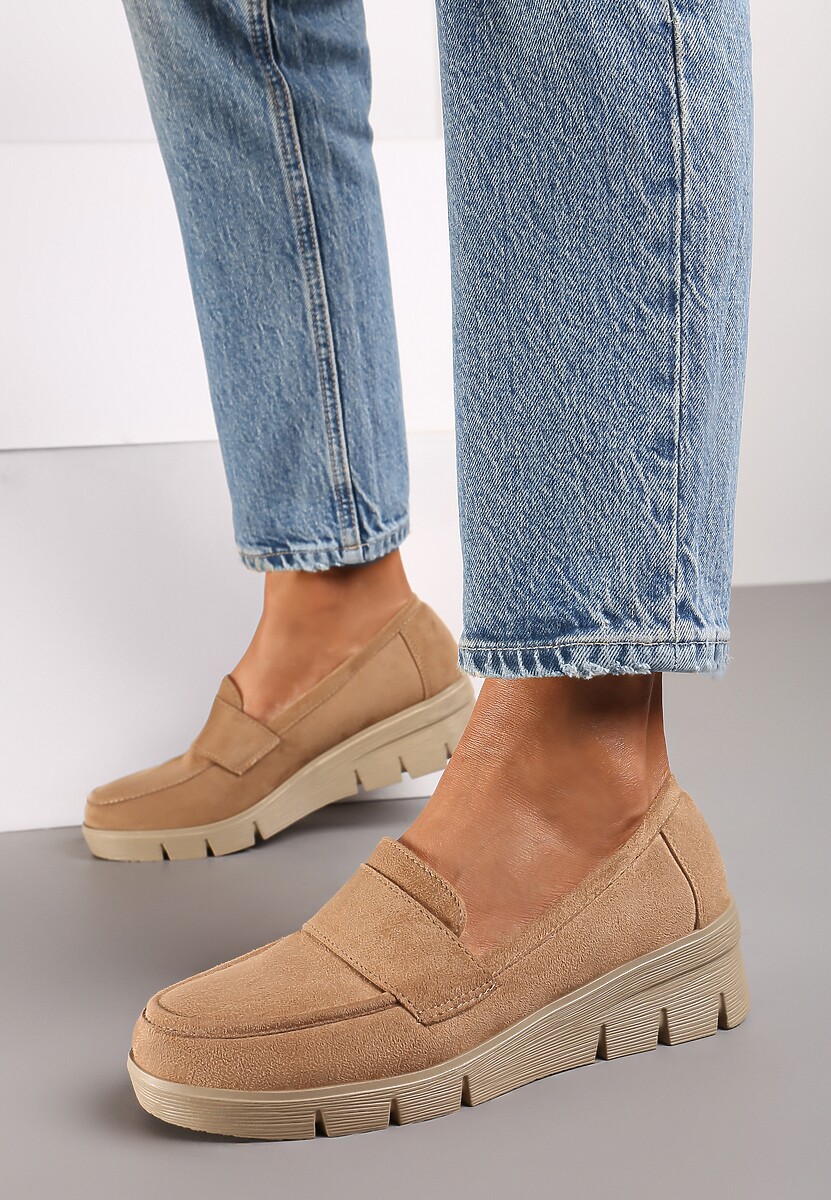 Ciemnobeżowe Półbuty Mokasyny na Koturnie z Wkładką ze Skóry Naturalnej Ozdobione Paskiem Zorvia