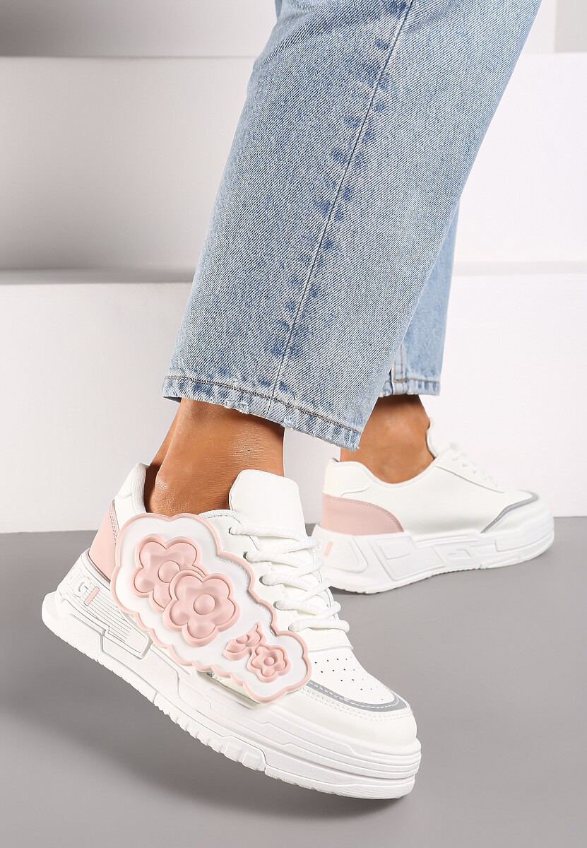 Biało-Różowe Sneakersy na Niskiej Platformie z Ozdobnymi Kwiatkami na Boku Benavilla