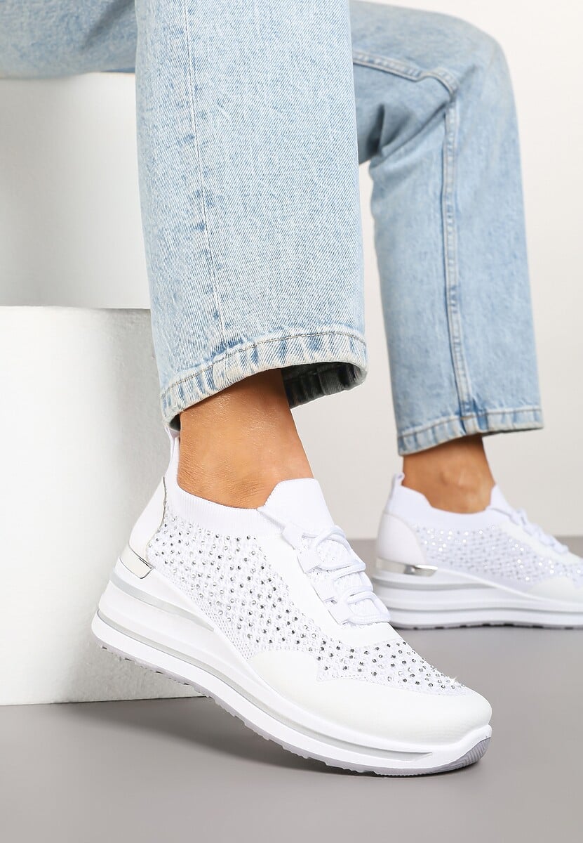 Różowe Sneakersy na Koturnie Ozdobione Metaliczną Aplikacją i Cyrkoniami Fasilna