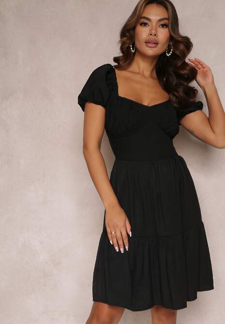 Czarna Taliowana Sukienka z Bufiastym Rękawem i Falbanką Jorasa