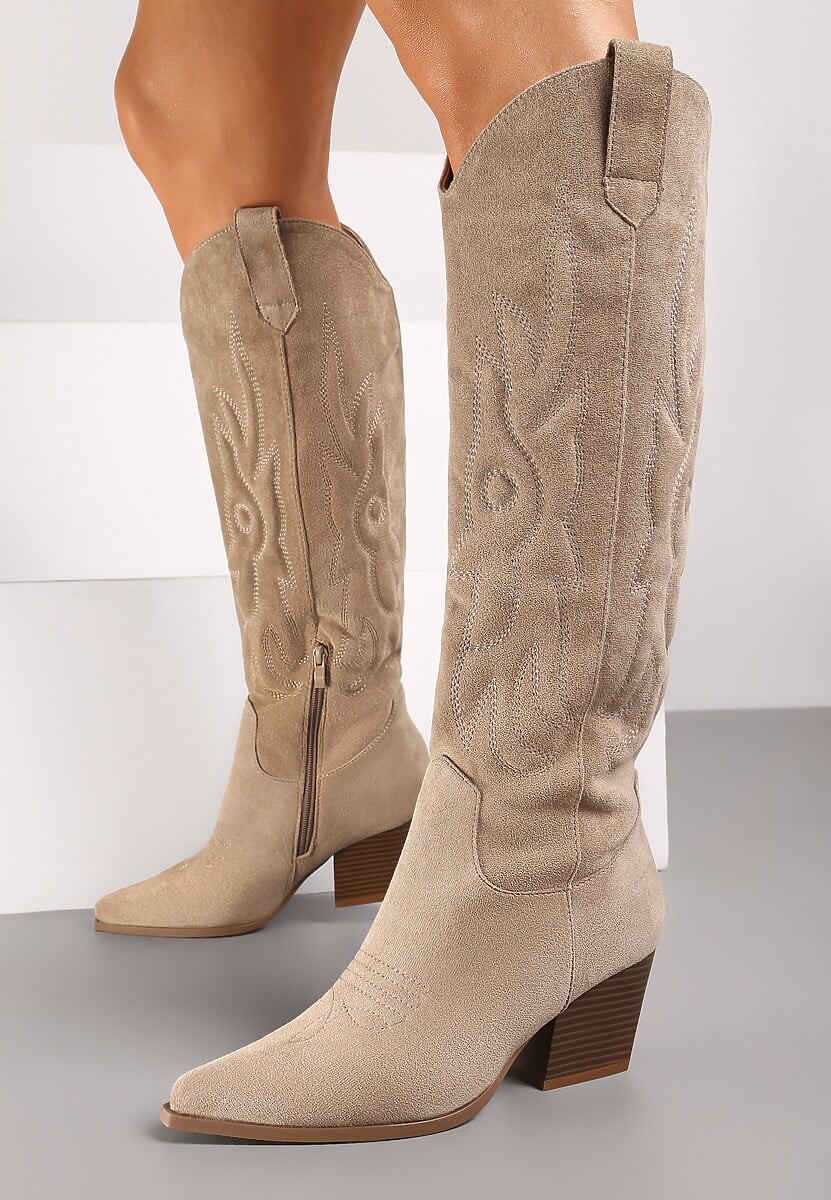 Ciemnobeżowe Kowbojki Kozaki na Stożkowym Słupku z Ekozamszu Iriada