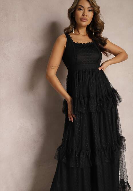 Czarna Maxi Sukienka o Rozkloszowanym Kroju z Falbankami Efezmi