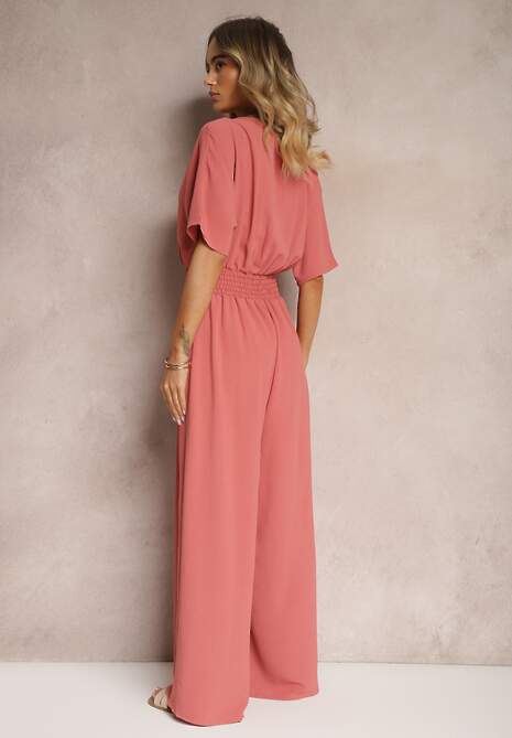 Ciemnoróżowy Taliowany Kombinezon z Zakładkowym Dekoltem i Gumką w Pasie Vimalynna